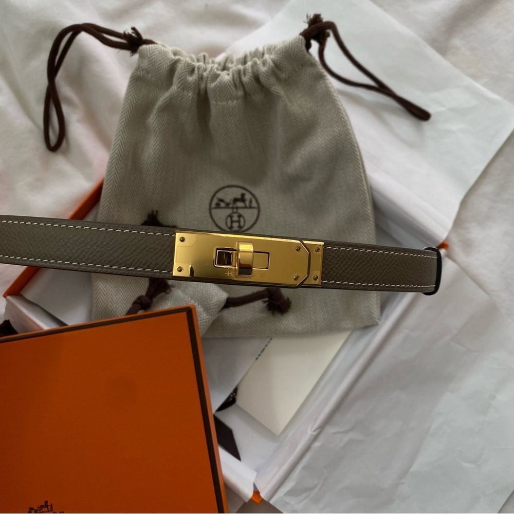 NIB 2024 KELLY BELT IN ETOUPE - Picture 3 of 10